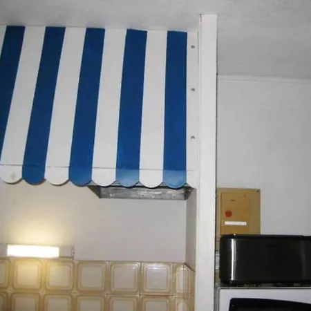 D'une A A 100 M De La Plage Avec Vue Sur La Mer Et Terrasse Amenagee Agde